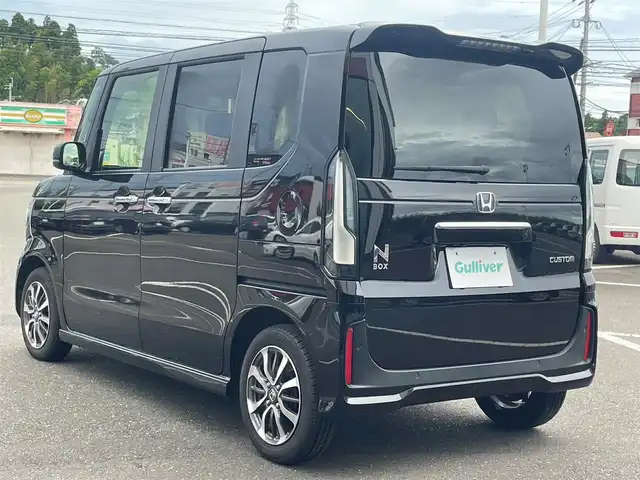 ホンダ Ｎ ＢＯＸ カスタム 鹿児島県 2024(令6)年 0.8万km クリスタルブラックパール ホンダセンシング/ディスプレイオーディオ/バックカメラ/アダプティブクルーズコントロール/片側パワースライドドア/LEDオートライト/純正14インチアルミホイール/ロールサンシェード/チップアップ機能付きスライドリアシート/オートエアコン/リアヒートダクト/スマートキー/ETC