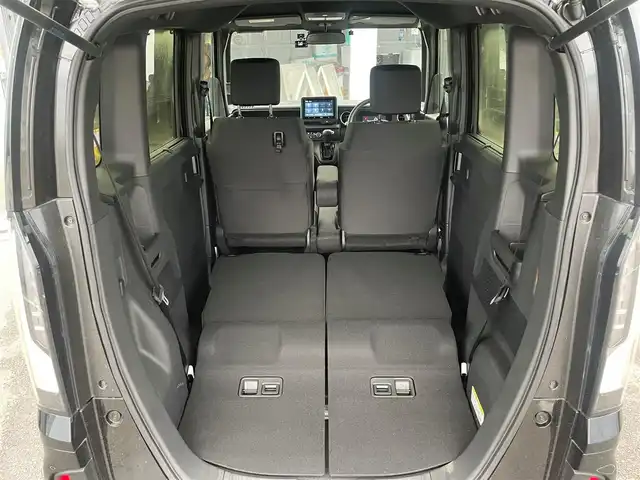 ホンダ Ｎ ＢＯＸ カスタム 鹿児島県 2024(令6)年 0.8万km クリスタルブラックパール ホンダセンシング/ディスプレイオーディオ/バックカメラ/アダプティブクルーズコントロール/片側パワースライドドア/LEDオートライト/純正14インチアルミホイール/ロールサンシェード/チップアップ機能付きスライドリアシート/オートエアコン/リアヒートダクト/スマートキー/ETC