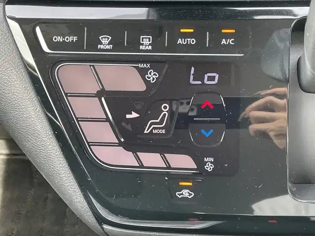 日産 デイズ ハイウェイスターX 神奈川県 2019(令1)年 5.6万km チタニウムグレーメタリック 純正SDナビ（MJ118D-W）/Bluetooth/CD/フルセグ/USB/バックカメラ/純正ドライブレコーダー（DJ4－S）/前後コーナーセンサー/プッシュスタート/スマートキー/純正フロアマット/純正アルミホイール/ETC/オートマチックハイビーム/オートライト/電動格納ミラー/防眩ミラー/ドアバイザー/カーテンエアバック/横滑り防止装置/盗難防止装置/衝突被害軽減システム