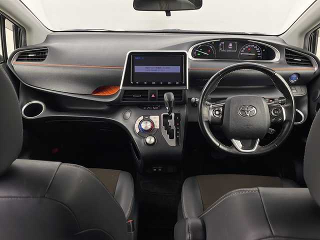 トヨタ シエンタ ハイブリッド G クエロ 埼玉県 2019(令1)年 4.9万km ブラックマイカ 純正９インチナビ　NS2T-Y68T/全方位カメラ/両側パワースライドドア/ビルトインＥＴＣ/クルーズコントロール/クリアランスソナー/横滑り防止装置/盗難防止装置/衝突軽減ブレーキ/セーフティセンス/オートハイビーム/革巻きハンドル/ハーフレザーシート/衝突軽減ブレーキ/ステアリングリモコン/プッシュスタート/純正フロアマット/純正アルミホイール/LEDヘッドライト/フロントフォグランプ