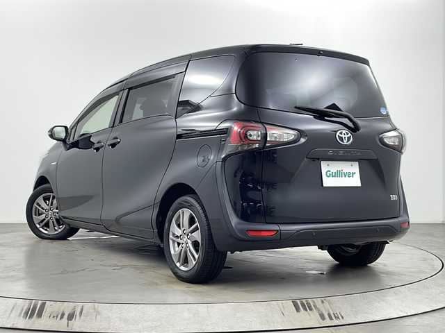 トヨタ シエンタ ハイブリッド G クエロ 埼玉県 2019(令1)年 4.9万km ブラックマイカ 純正９インチナビ　NS2T-Y68T/全方位カメラ/両側パワースライドドア/ビルトインＥＴＣ/クルーズコントロール/クリアランスソナー/横滑り防止装置/盗難防止装置/衝突軽減ブレーキ/セーフティセンス/オートハイビーム/革巻きハンドル/ハーフレザーシート/衝突軽減ブレーキ/ステアリングリモコン/プッシュスタート/純正フロアマット/純正アルミホイール/LEDヘッドライト/フロントフォグランプ