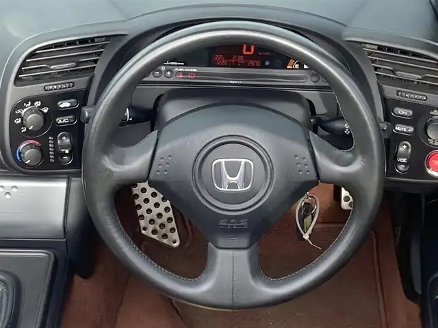 ホンダ Ｓ２０００ 茨城県 2009(平21)年 12.3万km プレミアムサンセットモーブパール H24年-現在までの車検記録簿有/R5年 足回りの分解整備記録簿有(ディーラー)/・エンジンマウント2個/・ミッションマウント2個/・デファレンシャルマウント４個/・前後左右サスペンション一式/・前後左右アーム類一式/CD再生機能付きオーディオ/本革レザーシート/電動フルオープンカー/HIDヘッドライト/純正17inアルミホイール/フロアマット/リモコンキー/取扱説明書/保証書