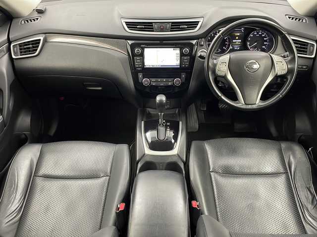 日産 エクストレイル 20X 栃木県 2014(平26)年 11.6万km ダイヤモンドブラック 純正ナビ/（フルセグ/CD/DVD/AM/FM)/横滑り防止/駐車支援センサー/コーナリングスタビリティアシスト/アクティブエンジンブレーキ/電動リアゲート/電動格納ミラー/前席シートヒーター/ビルトインETC/プッシュスタート/スマートキー