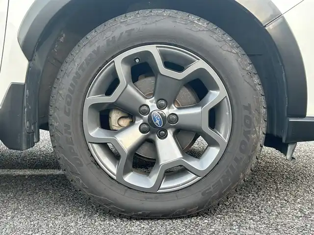 スバル フォレスター 2．0i－L アイサイト 静岡県 2016(平28)年 7.9万km クリスタルホワイトP ユーザー買取車両/ワンオーナー/純正ナビ/　【CD/DVD/BT/地デジフルセグTV】/純正LEDヘッドライト/純正17インチAW/バックカメラ/シートヒーター/アイサイト/レーダークルーズコントロール/パドルシフト/ETC/スマートキー/プッシュスタート/新車時保証書/取扱説明書/スペアキー×1