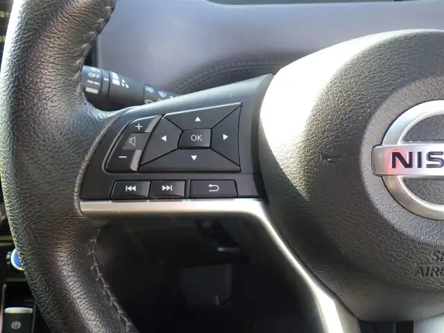 日産 セレナ e－パワー ハイウェイスター V 千葉県 2021(令3)年 5.7万km ブリリアントホワイトパール エマージェンシーブレーキ/プロパイロット/インテリジェントクルーズコントロール/インテリジェントルームミラー/両側パワースライドドア/純正SDナビ/地デジTV/【BD/DVD/CD再生機能　Bluetooth接続】/アラウンドビューモニター/ドライブレコーダー/革巻きステアリング/ステアリングスイッチ/ETC/LEDヘッドライト/フォグライト/ウインカーミラー/コーナーセンサー/純正16インチアルミホイル/サイド/カーテンエアバッグ/インテリジェントキー