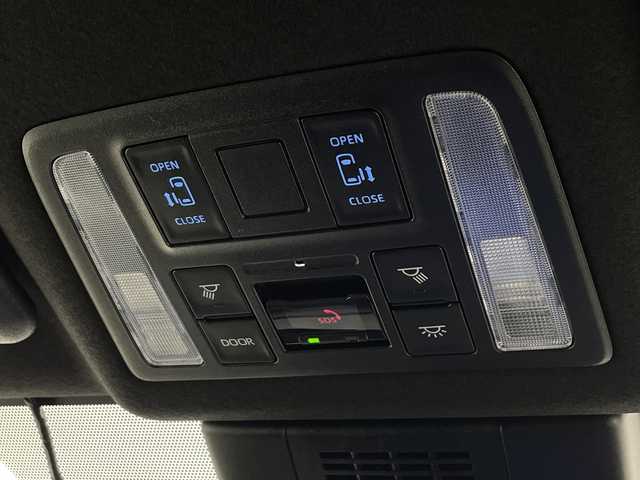 トヨタ ヴォクシー ハイブリッド S－G 愛知県 2024(令6)年 1.3万km ホワイトパールクリスタルシャイン /純正10.5インチナビ//バックカメラ//フルセグTV・HDMI・CD・DVD//Bluetooth・USB・AppleCarPlay・AndroidAuto//ETC2.0//前後ドライブレコーダー//純正16インチアルミホイール//スペアタイヤ//両側パワースライドドア//トヨタセーフティセンス//プリクラッシュセーフティ//レーンディパーチャーアラート//プロアクティブドライビングアシスト//クリアランスソナー//パーキングサポートブレーキ//ロードサインアシスト//アダプティブクルーズコントロール//LEDヘッドライト//オートライト//純正フロアマット//電動パーキングブレーキ//オートブレーキホールド//革巻きステアリング//ステアリングスイッチ//スマートキー//プッシュスタート//後席オートエアコン//2列目サンシェード//保証書//取扱説明書