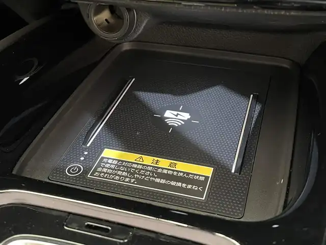 ホンダ ヴェゼル ハイブリッド e:HEV Z PLaYパッケージ 岩手県 2024(令6)年 0.8万km グレー ストレートグレー・パール(NH912P)/４WD/ヒルディセントコントロール/ハンズフリーアクセスパワーテールゲート/ワイヤレス充電/ホンダセンシング/衝突軽減ブレーキ/渋滞追従機能付きアダプティブクルーズコントロール/渋滞運転支援機能/車線維持支援機能/アダプティブドライビングビーム/標識認識機能/先行車発進お知らせ機能/ブラインドスポットインフォメーション/後退出庫サポート/パーキングセンサー/横滑り防止装置/減速セレクター/シートヒーター/ステアリングヒーター/純正ナビ/フルセグTV/ドライブレコーダー/バックカメラ/ETC2.0/LEDヘッドライト/LEDフォグライト/純正18インチアルミホイール