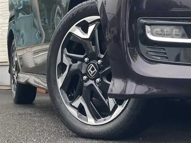 ホンダ Ｎ ＢＯＸ カスタム G L ターボ ホンダセンシング 大分県 2019(令1)年 5.1万km プレミアムベルベットパープル・パール ハーフレザーシート/両側パワースライドドア /純正ナビ/純正ビルトインETC/純正15インチアルミホイール/純正LEDヘッドライト/オートライト/社外ドラレコ/衝突被害軽減ブレーキ/横滑り防止装置/コーナーセンサー/クルーズコントロール/レーンキープアシスト/バックカメラ/スペアキー/5月3日から5月7日までお休みの為、書類発送及び車両搬出は5月8日以降になります。