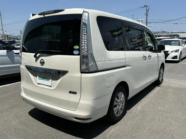 日産 セレナ 20X Sハイブリッド 徳島県 2012(平24)年 5.7万km ブリリアントホワイトパール ＳＤナビ/フルセグテレビ/プッシュスタート/両側パワースライドドア/ＥＴＣ/Bluetooth接続/クルーズコントロール/バックカメラ/後席エアコン/フルセグテレビ/横滑り防止機能