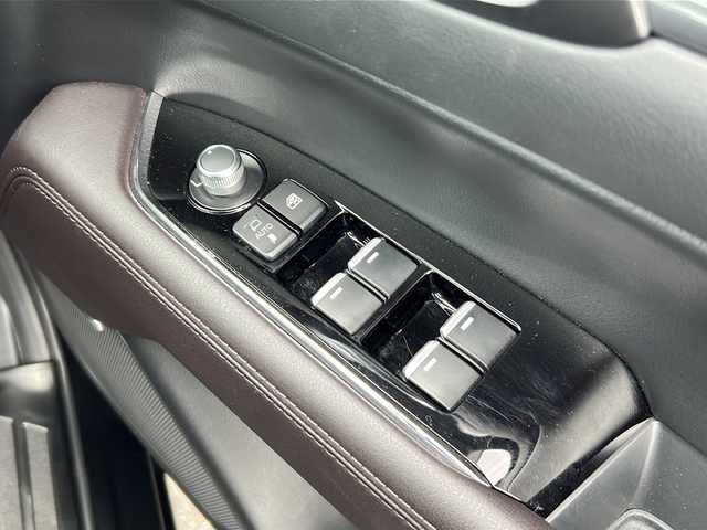 マツダ ＣＸ－５ XD エクスクルーシブモード 茨城県 2023(令5)年 2.3万km ジェットブラックマイカ ワンオーナー/純正SDナビ（BT・フルセグTV）/全方位・前後・サイド・バックカメラ/衝突被害軽減システム/パワーシート/シートヒーター/ステアリングヒーター/電動リアゲート/Apple Car Play/BOSEサウンド/ヘッドアップディスプレイ/追従型クルーズコントロール/オフロード・トラクション・アシスト/純正19インチアルミホイール/社外フロアマット（HOT FIELD）/アイドリングストップ/盗難防止装置/レーンアシスト/コーナーセンサー/横滑り防止機能/ヒルディコントロール/ABS/ダブル＋サイドエアバッグ/ETC/保証書/取扱説明書