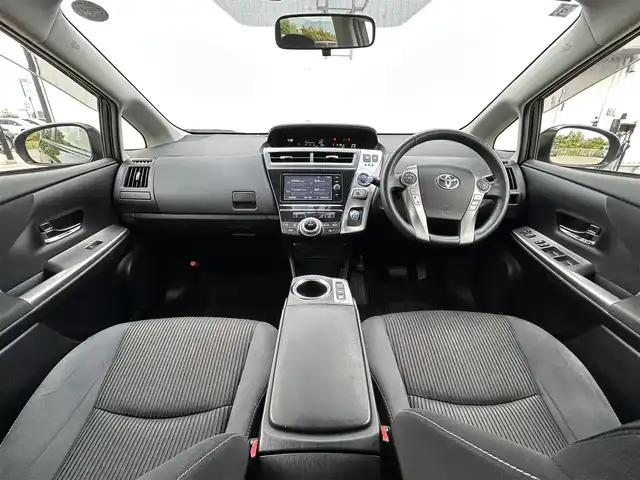 トヨタ プリウス α S ツーリングセレクション 愛媛県 2017(平29)年 8.1万km アティチュードブラックマイカ フォグランプ/フルセグＴＶ/社外ナビ/ＬＥＤライトオ/ートライト/Bluetooth/バックカメラ/純正フロアマット/純正１７センチＡＷ/スペアキー/ＥＴＣ/ＡＢＳ/カーテンエアバッグ/オートエアコン/パワーステアリング/パワーウィンドウ