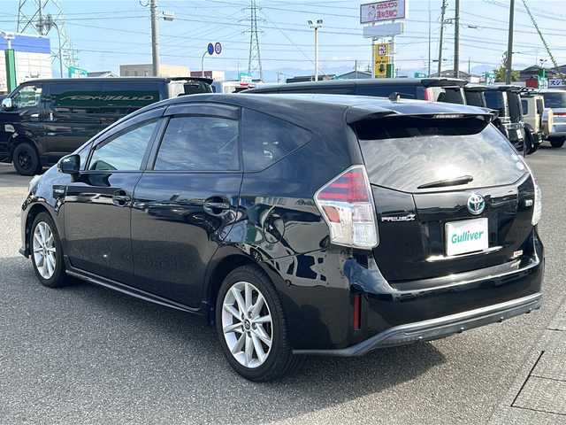トヨタ プリウス α S ツーリングセレクション 石川県 2017(平29)年 8.1万km アティチュードブラックマイカ SDナビ【AM/FM/フルセグ/DVD/Bluetooth】/バックカメラ/ETC/プッシュスタート/LEDヘッドライト/オートライト/純正フロアマット/純正アルミホイール/横滑り防止装置/カーテンエアバッグ
