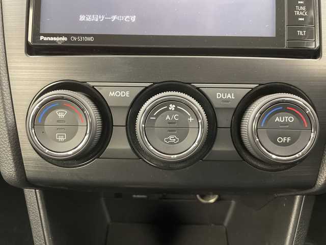 スバル インプレッサ ＸＶ 2．0i－L アイサイト 道央・札幌 2013(平25)年 3.1万km サテンホワイトパール ナビ【TV/BT/FM)/アイサイト/４WD/ドライブレコーダー/社外エアロ/社外マフラー/アイドリンストップ/クルーズコントロール/ハーフレザーシート/D席パワーシート/ETC/純正アルミホイール/HIDヘッドライト/オートライト/パドルシフト/MTモード付きAT/革巻きステアリング/ステアリングスイッチ/電格ミラー/横滑り防止/プッシュスタート/スマートキー