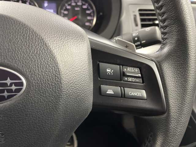 スバル インプレッサ ＸＶ 2．0i－L アイサイト 道央・札幌 2013(平25)年 3.1万km サテンホワイトパール ナビ【TV/BT/FM)/アイサイト/４WD/ドライブレコーダー/社外エアロ/社外マフラー/アイドリンストップ/クルーズコントロール/ハーフレザーシート/D席パワーシート/ETC/純正アルミホイール/HIDヘッドライト/オートライト/パドルシフト/MTモード付きAT/革巻きステアリング/ステアリングスイッチ/電格ミラー/横滑り防止/プッシュスタート/スマートキー