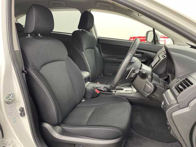 スバル インプレッサ ＸＶ 2．0i－L アイサイト 道央・札幌 2013(平25)年 3.1万km サテンホワイトパール ナビ【TV/BT/FM)/アイサイト/４WD/ドライブレコーダー/社外エアロ/社外マフラー/アイドリンストップ/クルーズコントロール/ハーフレザーシート/D席パワーシート/ETC/純正アルミホイール/HIDヘッドライト/オートライト/パドルシフト/MTモード付きAT/革巻きステアリング/ステアリングスイッチ/電格ミラー/横滑り防止/プッシュスタート/スマートキー