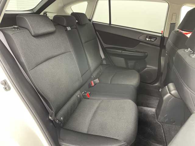 スバル インプレッサ ＸＶ 2．0i－L アイサイト 道央・札幌 2013(平25)年 3.1万km サテンホワイトパール ナビ【TV/BT/FM)/アイサイト/４WD/ドライブレコーダー/社外エアロ/社外マフラー/アイドリンストップ/クルーズコントロール/ハーフレザーシート/D席パワーシート/ETC/純正アルミホイール/HIDヘッドライト/オートライト/パドルシフト/MTモード付きAT/革巻きステアリング/ステアリングスイッチ/電格ミラー/横滑り防止/プッシュスタート/スマートキー