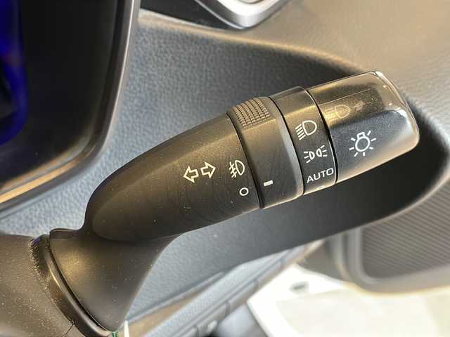 トヨタ カローラツーリング ハイブリッド ダブルバイビー 福井県 2020(令2)年 6.4万km ホワイトパールクリスタルシャイン ワンオーナー/純正7インチディスプレイオーディオ/バックカメラ/トヨタセーフティセンス/・プリクラッシュセーフティ/・レーントレーシングアシスト/・レーダークルーズコントロール/・リヤクロストラフィックアラート/・パーキングサポートブレーキ/・オートマチックハイビーム/・ロードサインアシスト/・先行車発進アラーム/ブラインドスポットモニター/コーナーセンサー/ETC/前後ドライブレコーダー/オプティトロンメーター/オートライト/丸型1灯式LEDヘッドランプ/LEDデイライト/ハーフレザーシート/純正17インチアルミホイール/プッシュスタート/スマートキー×2/純正フロアマット