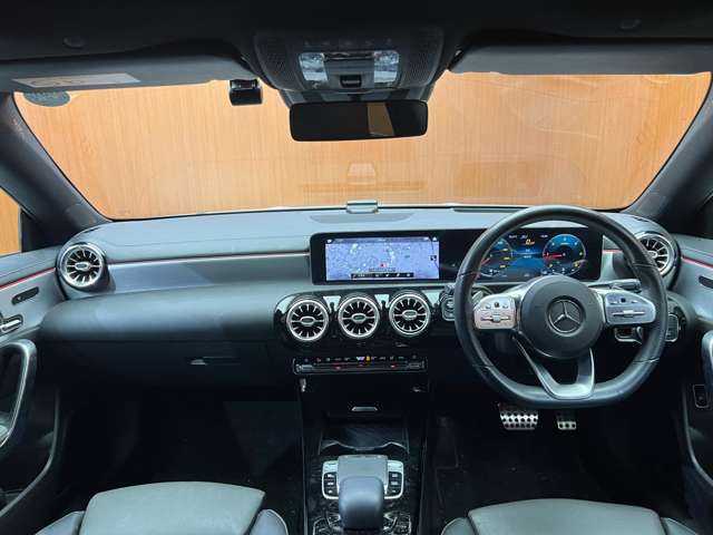 メルセデス・ベンツ ＣＬＡ２００ｄ AMGライン 千葉県 2019(令1)年 7万km デジタルホワイト ＡＭＧレザーＥＸＣ　/アドバンスドＰＫＧ　/パノラマＳＲ　/純正ナビ　/３６０°カメラ　/ＨＵＤ　/ＡＣＣ　/ＢＳＭ　/シートヒーター　/パワーシート　/電動リアゲート　/ＬＥＤヘッドライト　/ハイビームアシスト