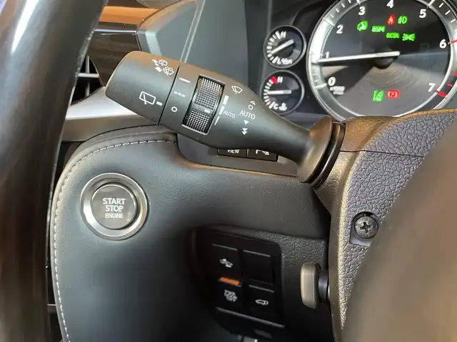 レクサス ＬＸ 570 愛知県 2019(平31)年 3.9万km ソニッククォーツ モデリスタエアロ/マークレビンソン/サンルーフ/純正ナビ/・CD/DVD/Blu-ray/BT/USB/SD/フルセグTV/360度カメラ/COOLボックス/ヘッドアップディスプレイ/レーンキープアシスト/ブラインドスポットモニター/アダプティブクルーズコントロール/黒革シート/シートヒーター/ベンチレーション/オプション21インチアルミ/LEDヘッドライト