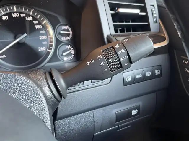 レクサス ＬＸ 570 愛知県 2019(平31)年 3.9万km ソニッククォーツ モデリスタエアロ/マークレビンソン/サンルーフ/純正ナビ/・CD/DVD/Blu-ray/BT/USB/SD/フルセグTV/360度カメラ/COOLボックス/ヘッドアップディスプレイ/レーンキープアシスト/ブラインドスポットモニター/アダプティブクルーズコントロール/黒革シート/シートヒーター/ベンチレーション/オプション21インチアルミ/LEDヘッドライト