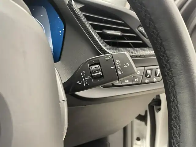 ＢＭＷ １１８ｄ プレイ エディションジョイ+ 岡山県 2021(令3)年 3.2万km アルピンホワイトⅢ ナビゲーションパッケージ/・BMWライブコックピット/・インテリジェントパーソナルアシスタント/・ETC/コンフォートパッケージ/・アルミホイール/・オートマチックテールゲートオペレーション/・ACC/・イルミネーテッドベルリンインテリアトリム/純正iDrive7/Rカメラ/リバースアシスト/パーキングアシスト/Bluetooth/アップルカープレイ/ワイヤレスチャージ/ブレーキオートホールド/オートライト/AHB/オートワイパー/SOSコール/PDC