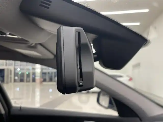 ＢＭＷ １１８ｄ プレイ エディションジョイ+ 岡山県 2021(令3)年 3.2万km アルピンホワイトⅢ ナビゲーションパッケージ/・BMWライブコックピット/・インテリジェントパーソナルアシスタント/・ETC/コンフォートパッケージ/・アルミホイール/・オートマチックテールゲートオペレーション/・ACC/・イルミネーテッドベルリンインテリアトリム/純正iDrive7/Rカメラ/リバースアシスト/パーキングアシスト/Bluetooth/アップルカープレイ/ワイヤレスチャージ/ブレーキオートホールド/オートライト/AHB/オートワイパー/SOSコール/PDC