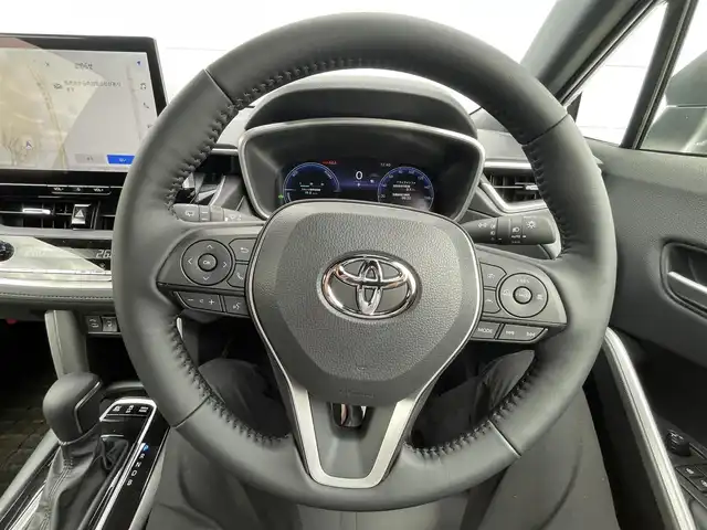トヨタ カローラ クロス ハイブリッド Z 千葉県 2025(令7)年 0.1万km プラチナホワイトパールマイカ ４ＷＤ/純正ディスプレイオーディオ/フルセグＴＶ/全方位カメラ/クルーズコントロール/ビルトインＥＴＣ/コーナーセンサー/衝突被害軽減ブレーキ/レーンキープアシスト/ステアリングヒーター/前席シートヒーター