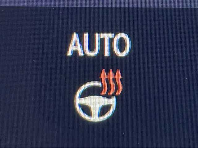 レクサス ＮＸ 250 愛知県 2023(令5)年 1.8万km ソニッククォーツ /禁煙車//ワンオーナー車//純正ナビ//Bluetooth　フルセグTV//バック&サイドモニター//ビルトインETC2.0//電動チルト&スライドムーンルーフ//レクサスセーフティシステム+//レーダークルーズコントロール//ブラインドスポットモニター//パーキングサポートブレーキ//LEDヘッドライト//オートライト//オートハイビーム//フロントフォグランプ//パワーバックドア//Ltexシート//前席パワーシート//前席・後席シートヒーター//ナノイーX//レクサスNXプレミアムサウンドシステム//AC100V//電子パーキングブレーキ//ブレーキホールド//純正18インチアルミホイール//純正フロアマット//革巻きステアリング//ステアリングスイッチ//パドルシフト//ステアリング電動チルト&テレスコ(オートスライド機能付)//プッシュスタート//電動格納ミラー//アイドリングストップ//新車保証書・取扱説明書//スペアキー