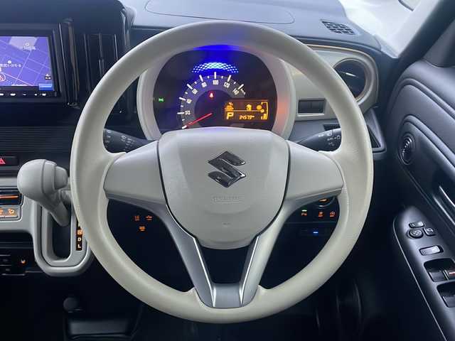 スズキ ワゴンＲ スマイル HYBRID S 道東・釧路十勝 2021(令3)年 3.5万km ピュアホワイトP ・４WD/・社外SDメモリナビ/（CD・ラジオ・BT・ワンセグ）/・バックカメラ/・両側パワースライドドア/・スマートキー/・プッシュスタート/・スズキセーフティサポート/・衝突被害軽減ブレーキ/・踏み間違い防止/・車線逸脱防止機能/・先行車発進お知らせ/・オートハイビーム/・オートライト/・電動格納ミラ/・純正フロアマット/・前席シートヒーター/・アイドリングストップ/・ヘッドライトレベライザー/・社外ETC/・保証書/・取扱説明書