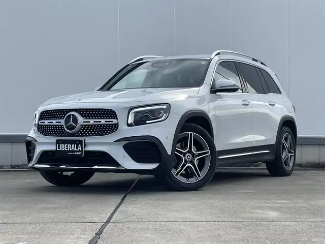 メルセデス・ベンツ Ｍ・ベンツ ＧＬＢ２００ｄ 4マチック AMGライン 東京都 2021(令3)年 1.4万km デジタルホワイト AMGライン/純正ナビ/アルカンターラシート/前後純正ドライブレコーダー/純正フロアマットプレミアム/メモリ付パワーシート/ワイヤレス充電/フットトランクオープナー/ETC/レーダーセーフティパッケージ/アダプティブクルーズコントロール/アンビエントライト/フルセグTV/Bluetooth/パークアシスト