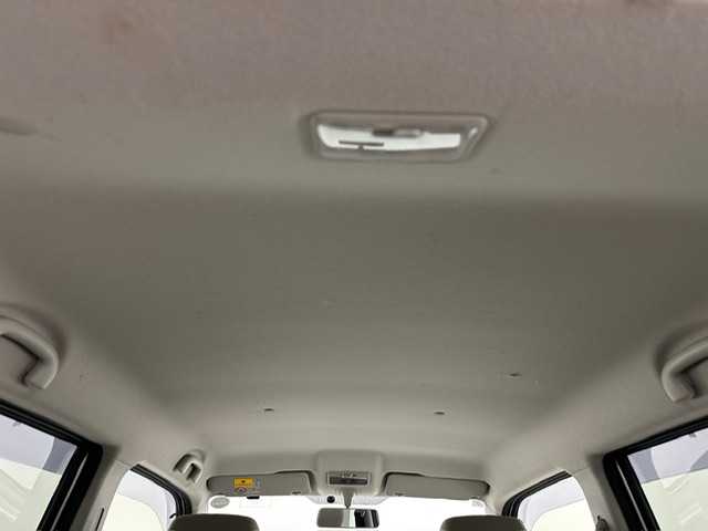 スズキ ワゴンＲ FX 兵庫県 2013(平25)年 3.2万km シルキーシルバーメタリック 社外ナビ＆ワンセグTV/（CD＆DVD＆FM＆AM）/レーダー探知機/ドアバイザー/フロアマット/リモコンキー/スペアキー有り/ABS/横滑り防止装置