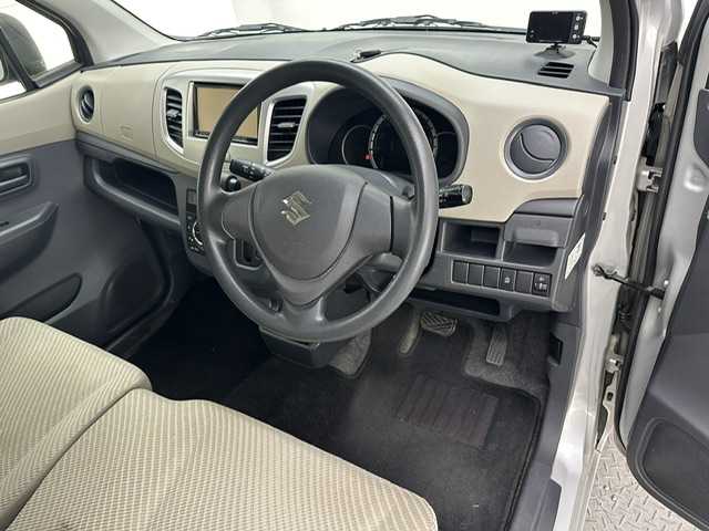 スズキ ワゴンＲ FX 兵庫県 2013(平25)年 3.2万km シルキーシルバーメタリック 社外ナビ＆ワンセグTV/（CD＆DVD＆FM＆AM）/レーダー探知機/ドアバイザー/フロアマット/リモコンキー/スペアキー有り/ABS/横滑り防止装置