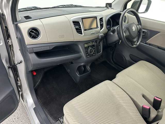 スズキ ワゴンＲ FX 兵庫県 2013(平25)年 3.2万km シルキーシルバーメタリック 社外ナビ＆ワンセグTV/（CD＆DVD＆FM＆AM）/レーダー探知機/ドアバイザー/フロアマット/リモコンキー/スペアキー有り/ABS/横滑り防止装置