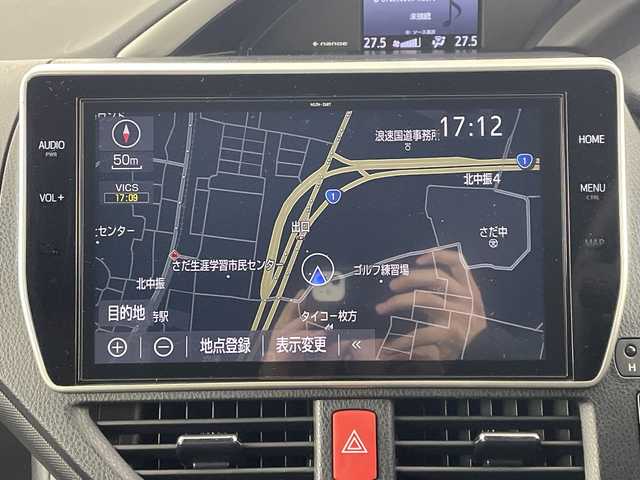 トヨタ ヴォクシー ハイブリッド ZS 煌Ⅲ 大阪府 2021(令3)年 2.9万km イナズマスパーキングブラックガラスフレーク トヨタセーフティセンス/・衝突軽減ブレーキ/純正１０型ナビ/（CD/DVD/Bluetooth/フルセグTV）/バックカメラ/両側パワースライドドア/ハーフレザーシート/前席シートヒーター/ＥＴＣ２．０/ＬＥＤヘッドライト/フォグランプ/コーナーセンサー/クルーズコントロール