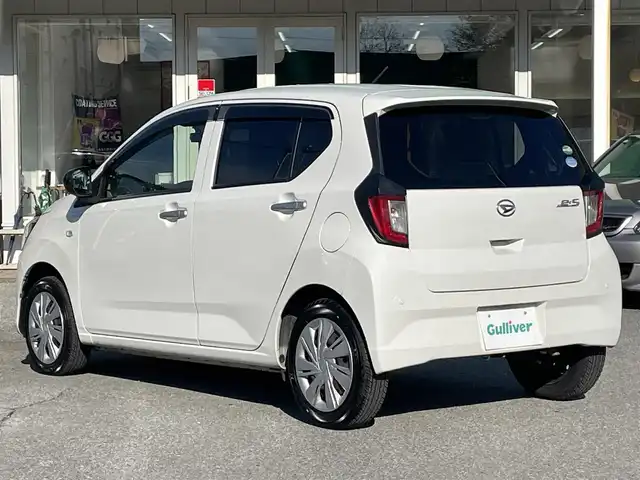 ダイハツ ミラ イース X SAⅢ 千葉県 2020(令2)年 6.3万km ホワイト スマートアシストIII/・衝突軽減ブレーキ/・車線逸脱警報/・先行車発進お知らせ機能/・オートマチックハイビーム/純正CDオーディオ/前後コーナーセンサー/純正LEDヘッドライト/キーレスキー/社外ドライブレコーダー/ETC/ヘッドライトレベライザー/ドアバイザー/新車時保証書＆取扱説明書