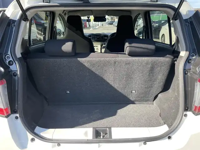 ダイハツ ミラ イース X SAⅢ 千葉県 2020(令2)年 6.3万km ホワイト スマートアシストIII/・衝突軽減ブレーキ/・車線逸脱警報/・先行車発進お知らせ機能/・オートマチックハイビーム/純正CDオーディオ/前後コーナーセンサー/純正LEDヘッドライト/キーレスキー/社外ドライブレコーダー/ETC/ヘッドライトレベライザー/ドアバイザー/新車時保証書＆取扱説明書