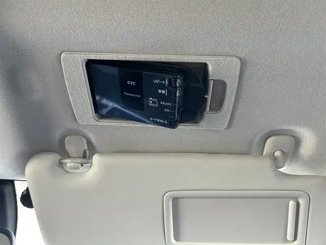 マツダ アクセラ スポーツ 20S ツーリング 埼玉県 2015(平27)年 1.7万km ソウルレッドプレミアムメタリック ワンオーナー/純正ナビオーディオ/(AM/FM/BT/AUX/USB)/バックカメラ/ETC/純正ETCボックス/RVM/LDWS/AFS/HBC/SCBS/バーグラアラームシステム/ヘッドアップディスプレイ/クルーズコントロール（追従無し）/前後ドライブレコーダー　/アイドリングストップ/オートライト/オートエアコン/プッシュスタートボタン/スマートキー×１/ステアリングスイッチ/USB入力端子/純正フロアマット/Auto exeフルスポイラー/Auto exe リアウィング/純正アルミ黒塗装/EXART マフラー/車両/ナビ 取扱説明書/保証書