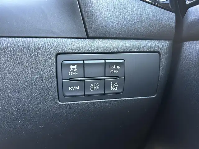 マツダ アクセラ スポーツ 20S ツーリング 埼玉県 2015(平27)年 1.7万km ソウルレッドプレミアムメタリック ワンオーナー/純正ナビオーディオ/(AM/FM/BT/AUX/USB)/バックカメラ/ETC/純正ETCボックス/RVM/LDWS/AFS/HBC/SCBS/バーグラアラームシステム/ヘッドアップディスプレイ/クルーズコントロール（追従無し）/前後ドライブレコーダー　/アイドリングストップ/オートライト/オートエアコン/プッシュスタートボタン/スマートキー×１/ステアリングスイッチ/USB入力端子/純正フロアマット/Auto exeフルスポイラー/Auto exe リアウィング/純正アルミ黒塗装/EXART マフラー/車両/ナビ 取扱説明書/保証書