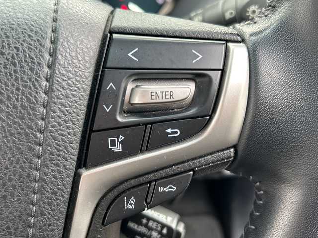 トヨタ ランドクルーザー プラド TX-L 70thアニバーサリーLTD 富山県 2022(令4)年 4.8万km ブラック 純正９型ナビ/フルセグＴＶ／Ｂｌｕｅｔｏｏｔｈ/バックカメラ/レーダークルーズコントロール/レーンキープアシスト/プリクラッシュセーフティ/純正AW１８インチ/茶革シート/シートヒーター／シートクーラー/運転席／助手席パワーシート/ヘッドライトウォッシャー/LEDヘッドライト/スマートキー/プッシュスタート/横滑り防止装置/Wエアバック/サイド＋カーテンエアバック