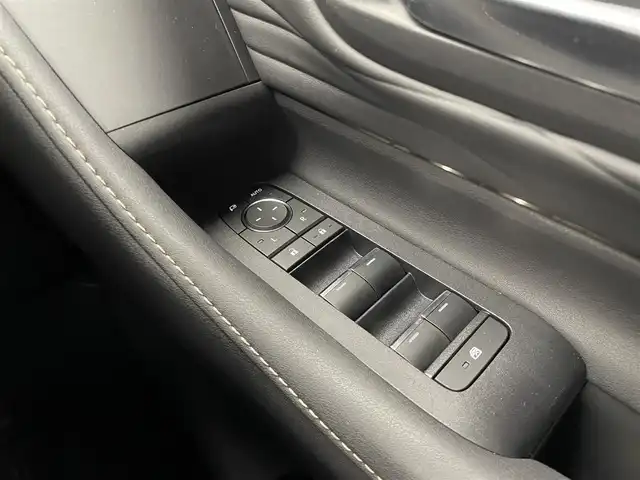 トヨタ アルファードハイブリット Z 宮城県 2023(令5)年 0.9万km プラチナホワイトパールマイカ ４ＷＤ/モデリスタエアロ／マフラー/全周囲カメラ/ルーフスポイラーイルミ/純正ナビ/ヘッドアップディスプレイ/ブラインドスポットモニター/リアクロストラフィックアラート/クリアランスソナー/アダプティブクルーズコントロール/パワーバックドア/両側パワースライドドア/シートヒーター/ベンチレーション/メモリ機能付パワーシート/１００Ｖ電源/ETC2.0/ミラー型前後ドライブレコーダー/フルセグTV/セーフティセンス