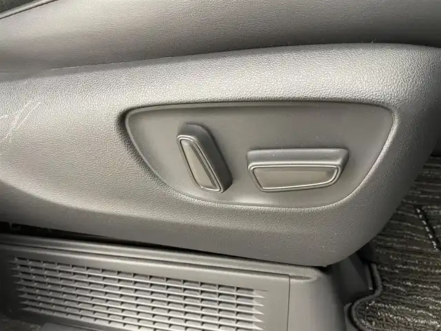 トヨタ アルファードハイブリット Z 宮城県 2023(令5)年 0.9万km プラチナホワイトパールマイカ ４ＷＤ/モデリスタエアロ／マフラー/全周囲カメラ/ルーフスポイラーイルミ/純正ナビ/ヘッドアップディスプレイ/ブラインドスポットモニター/リアクロストラフィックアラート/クリアランスソナー/アダプティブクルーズコントロール/パワーバックドア/両側パワースライドドア/シートヒーター/ベンチレーション/メモリ機能付パワーシート/１００Ｖ電源/ETC2.0/ミラー型前後ドライブレコーダー/フルセグTV/セーフティセンス