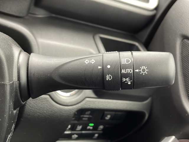 スズキ ソリオ バンディット HV MV 千葉県 2021(令3)年 2.9万km スピーディーブルーメタリック/ブラック2トーンルーフ ワンオーナー/純正ナビ【フルセグ/Bluetooth/USB入力/CD/DVD】/片側電動スライドドア/クリアランスソナー/アイドリングストップ/アダプティブクルーズコントロール/ＬＥＤヘッドライト/ヘッドアップディスプレイ/レーンキープアシスト/ＬＥＤフォグランプ/シートヒーター（D＋N）/革巻きステアリング/ステアリングスイッチ/後席サーキュレーター/後席ロールサンシェード/純正A１５インチAW/純正フロアマット/プッシュスタート
