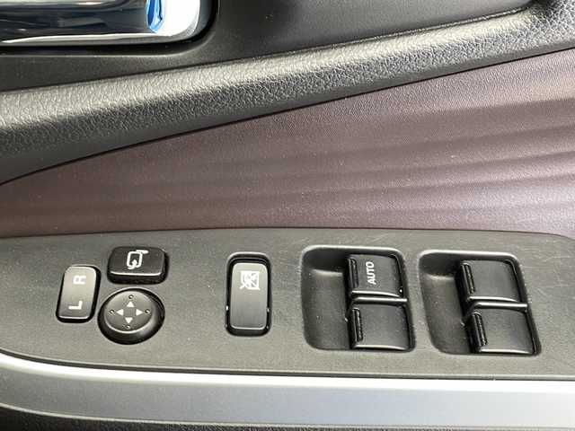スズキ ソリオ バンディット HV MV 千葉県 2021(令3)年 2.9万km スピーディーブルーメタリック/ブラック2トーンルーフ ワンオーナー/純正ナビ【フルセグ/Bluetooth/USB入力/CD/DVD】/片側電動スライドドア/クリアランスソナー/アイドリングストップ/アダプティブクルーズコントロール/ＬＥＤヘッドライト/ヘッドアップディスプレイ/レーンキープアシスト/ＬＥＤフォグランプ/シートヒーター（D＋N）/革巻きステアリング/ステアリングスイッチ/後席サーキュレーター/後席ロールサンシェード/純正A１５インチAW/純正フロアマット/プッシュスタート