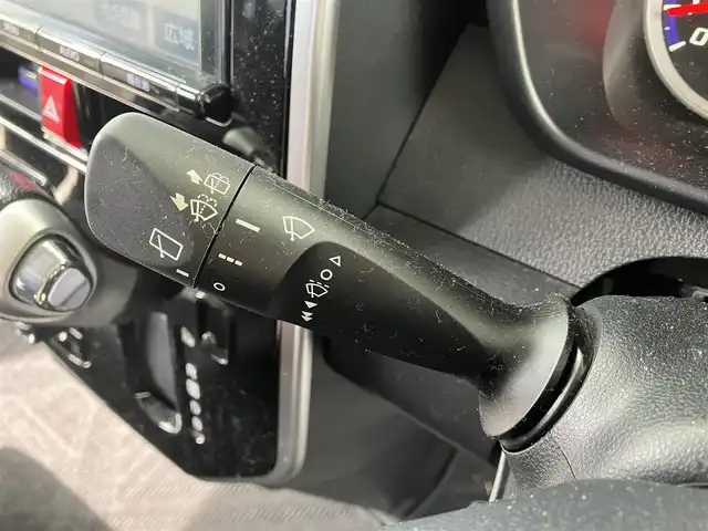 トヨタ ルーミー カスタムG－T 高知県 2017(平29)年 5.2万km パールホワイトⅢ 純正SDナビ/フルセグ/Bluetooth接続/両側パワースライドドア/ETC/バックカメラ/ドライブレコーダー/クルーズコントロール/純正アルミホイール/純正フロアマット/スマートキー/ワンオーナー/横滑り防止装置/レーンキープアシスト