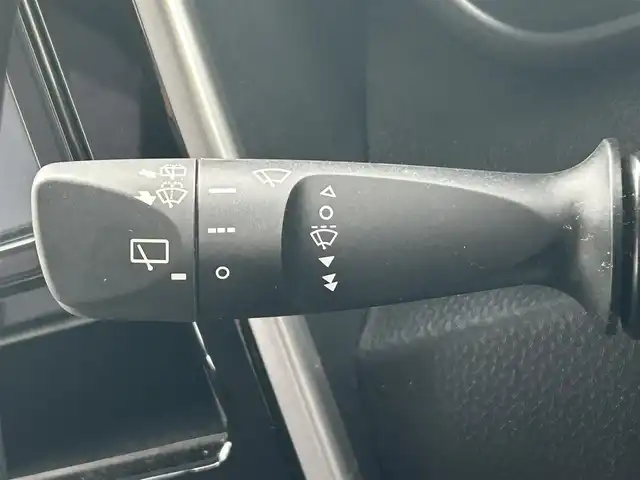 トヨタ ルーミー カスタムG－T 兵庫県 2017(平29)年 5.2万km パールホワイトⅢ 純正SDナビ/Bluetooth接続/両側パワースライドドア/ETC/バックカメラ/クルーズコントロール/純正アルミホイール/純正フロアマット/スマートキー/横滑り防止装置/レーンキープアシスト/シートヒーター/LEDライト/社外ドライブレコーダー/ステアリングスイッチ