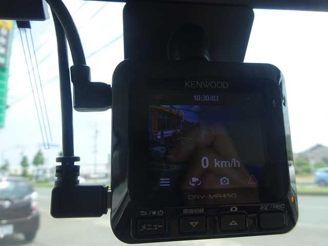 スズキ スペーシア X 静岡県 2014(平26)年 5.6万km パールホワイト 禁煙車/福祉車両/・車椅子スロープ/片側パワースライドドア/ECLIPSE SDナビ/（CD/DVD/BT/フルセグTV/SD REC)/バックカメラ/プッシュスタート・スマートキー/前方ドライブレコーダー/ETC/純正フロアマット・バイザー/社外アルミホイール/スペアキー/保証書・取扱説明書