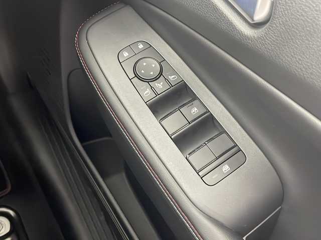 日産 オーラ ニスモ 愛知県 2024(令6)年 0.5万km ピュアホワイトパール 純正メーカーナビ/(BT/AM/FM/フルセグ/AndroidAuto）/ビルトインETC2.0/ドライブレコーダー/前後エアロ/レーダークルーズコントロール/横滑り防止/車線逸脱警報/後方車両検知/エマージェンシーブレーキ/標識検知/ステアリングヒーター/ブラインドスポットモニター/アラウンドビューモニター/全周囲カメラ/置くだけ充電/ステアリングスイッチ/純正フロアマット/純正アルミホイール/プッシュスタート/スマートキー