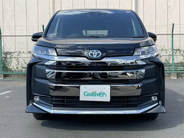 トヨタ ノア ハイブリッド S－G 東京都 2025(令7)年 0.1千km グリッターブラックガラスフレーク 登録済未使用車/純正コネクトナビ/バックモニター/プリクラッシュ/レーンディパーチャー/プロアクティブドライビング/レーダークルーズ/両側電動スライドドア/ＥＴＣ/ステアリングスイッチ/スマートキー