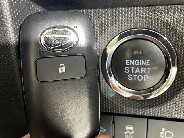 ダイハツ タフト X 広島県 2021(令3)年 4.1万km フォレストカーキメタリック ガラスルーフ/社外ナビ/バックカメラ/衝突軽減ブレーキ/レーンキープアシスト/オートハイビーム/誤発進抑制機能/コーナーセンサー/LEDヘッドランプ/純正15インチAW/ETC/ドライブレコーダー