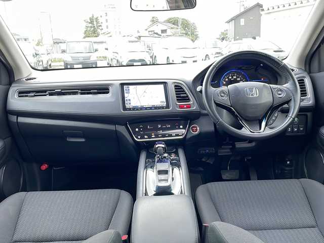 ホンダ ヴェゼル ハイブリッド X 富山県 2014(平26)年 6.2万km クリスタルブラックパール 禁煙車/４ＷＤ/純正ナビ/バックカメラ/ワンセグＴＶ/ホンダセンシング/クルーズコントロール/レーンキープアシスト/衝突軽減ブレーキ/純正フロアマット/シートヒーター/オートライ/ＥＴＣ/プッシュスタート/スマートキー/スペアキー/電動格納ミラー/横滑り防止装置